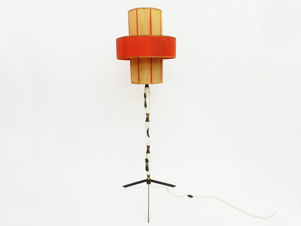 Decorative floor lamp