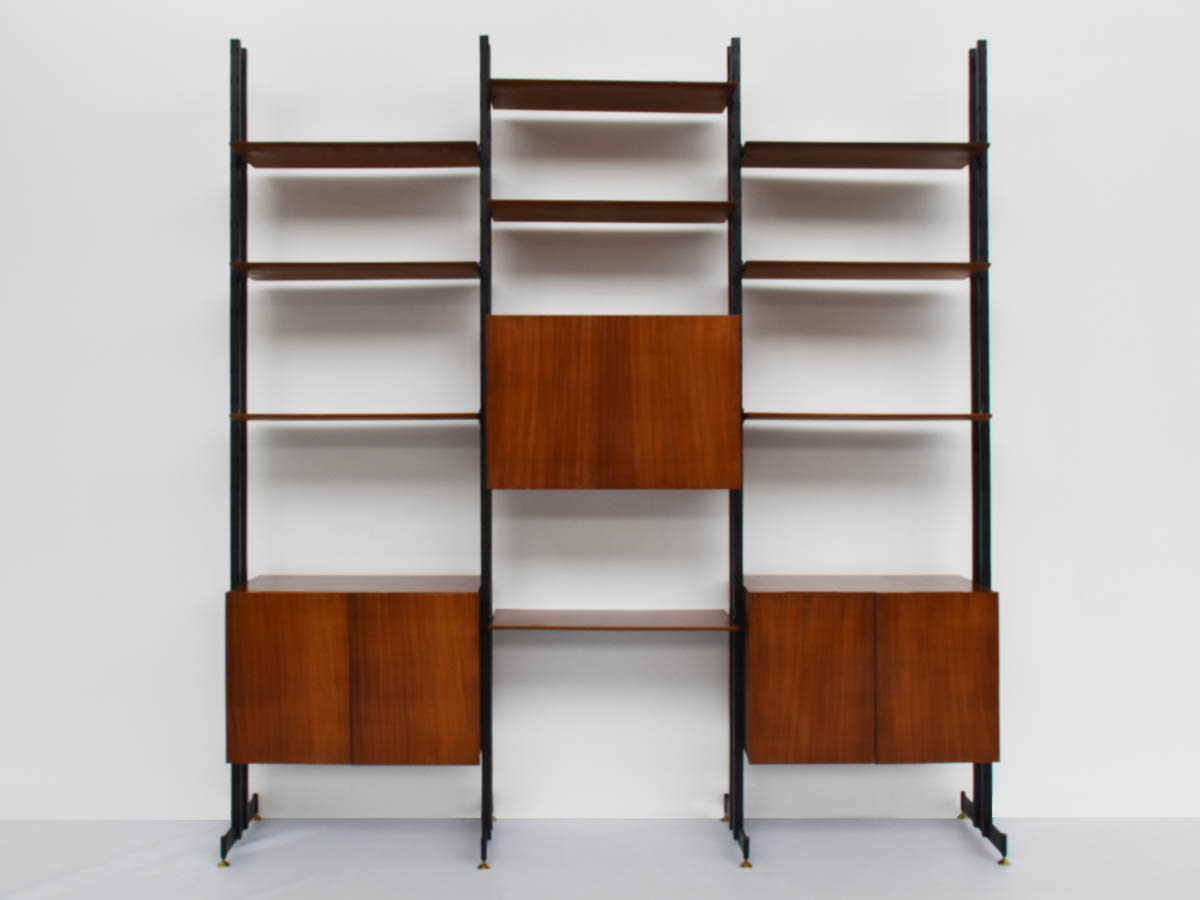 Italian Design Modular freestanding bookshelf