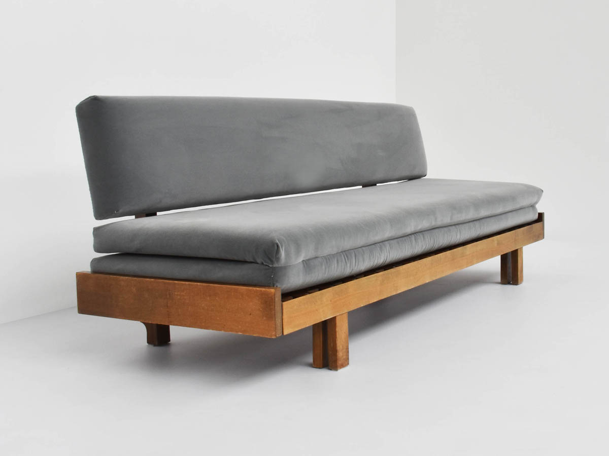 Massivholz-Sofa-Bett