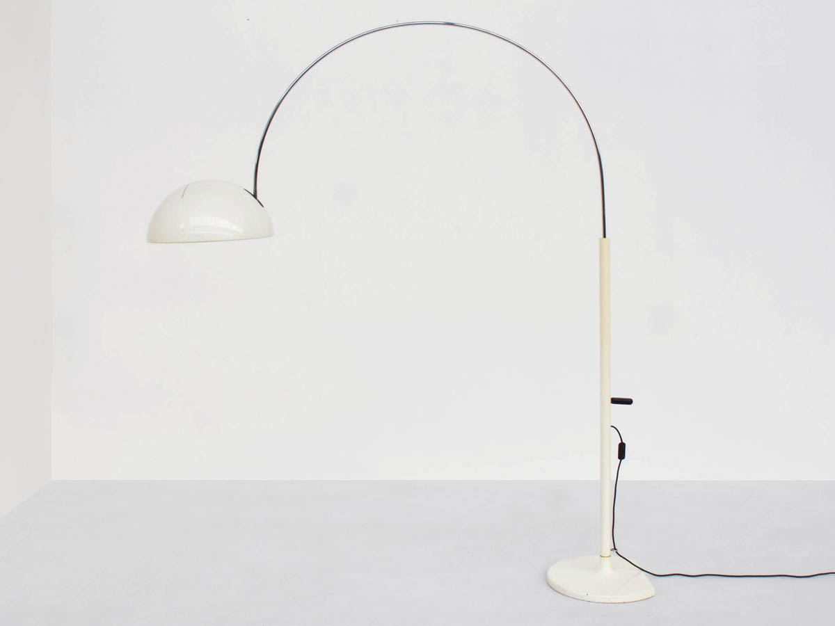 Verstellbare Bogenlampe Mod. Coupè 3320/R