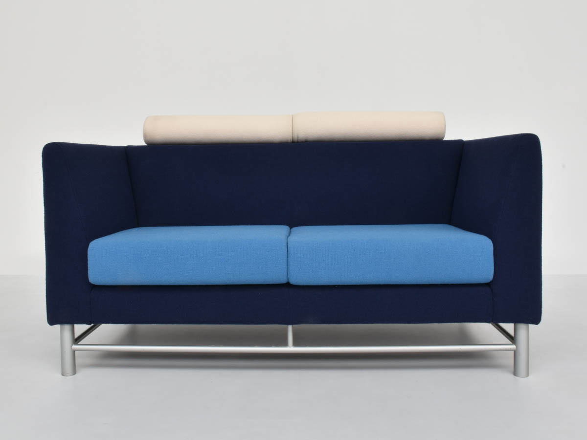 Two-seater sofa mod. Eastside, in Knoll wool fabric