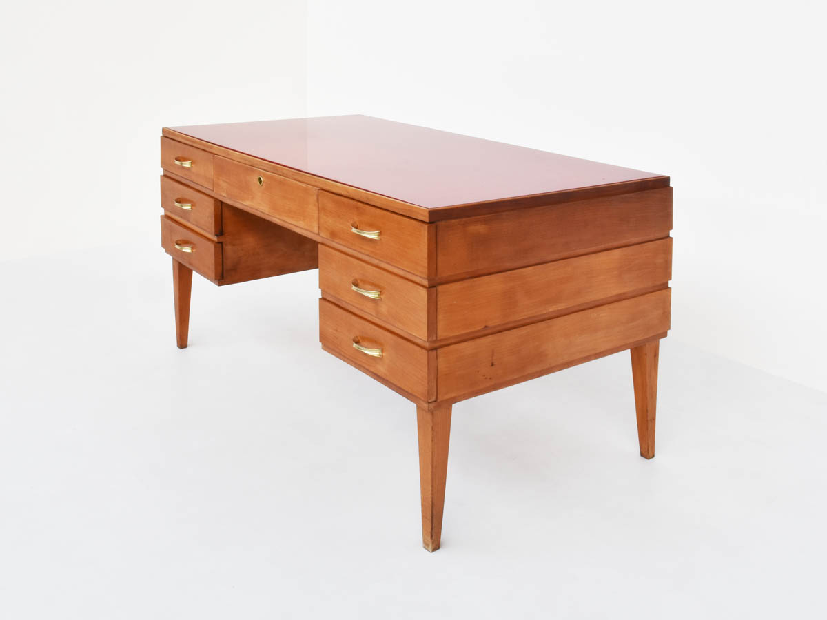 Bureau avec plateau en verre rouge