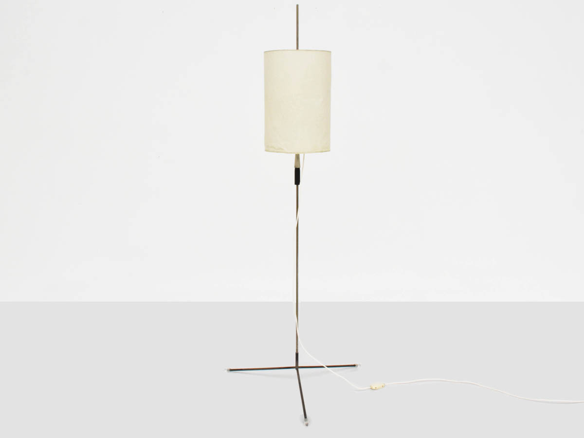 Lampadaire trépied ajustable minimaliste avec détails en plexiglas