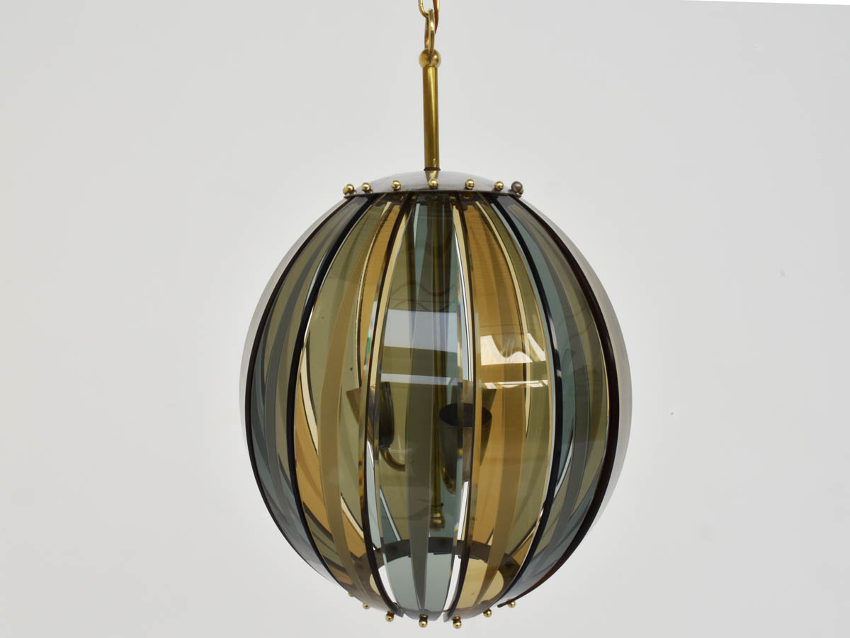 Colored glass pendant light